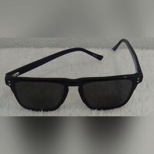 “Stylish Zenni Jetsetter Prescription Sunglasses - Like New” UNISEX
